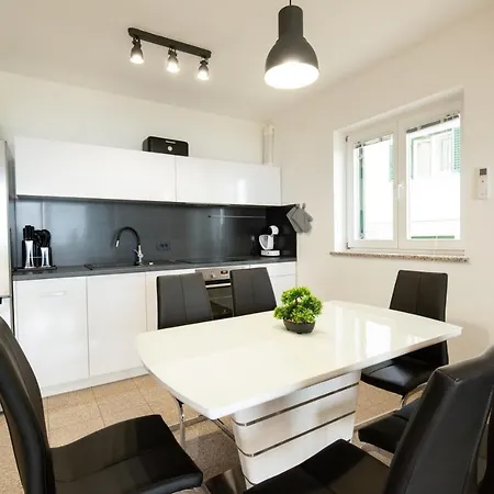 Διαμέρισμα Seaview Lea