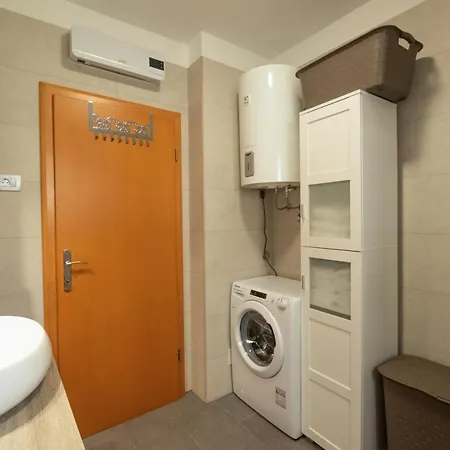 Apartment Seaview Lea *